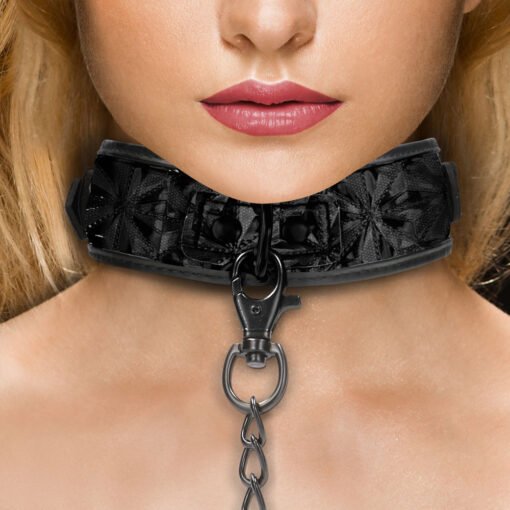Ouch Luxury Collar With Leash - Image 3